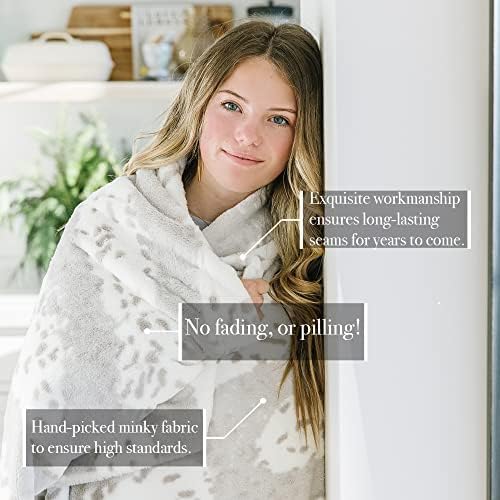 Minky Designs Blueberry Minky Blanket – Ultra Soft Faux Fur Throw Blanket for Couch, Bed & Home – Fluffy, Warm & Luxurious – Chic Collection (X-Large, 60x84)