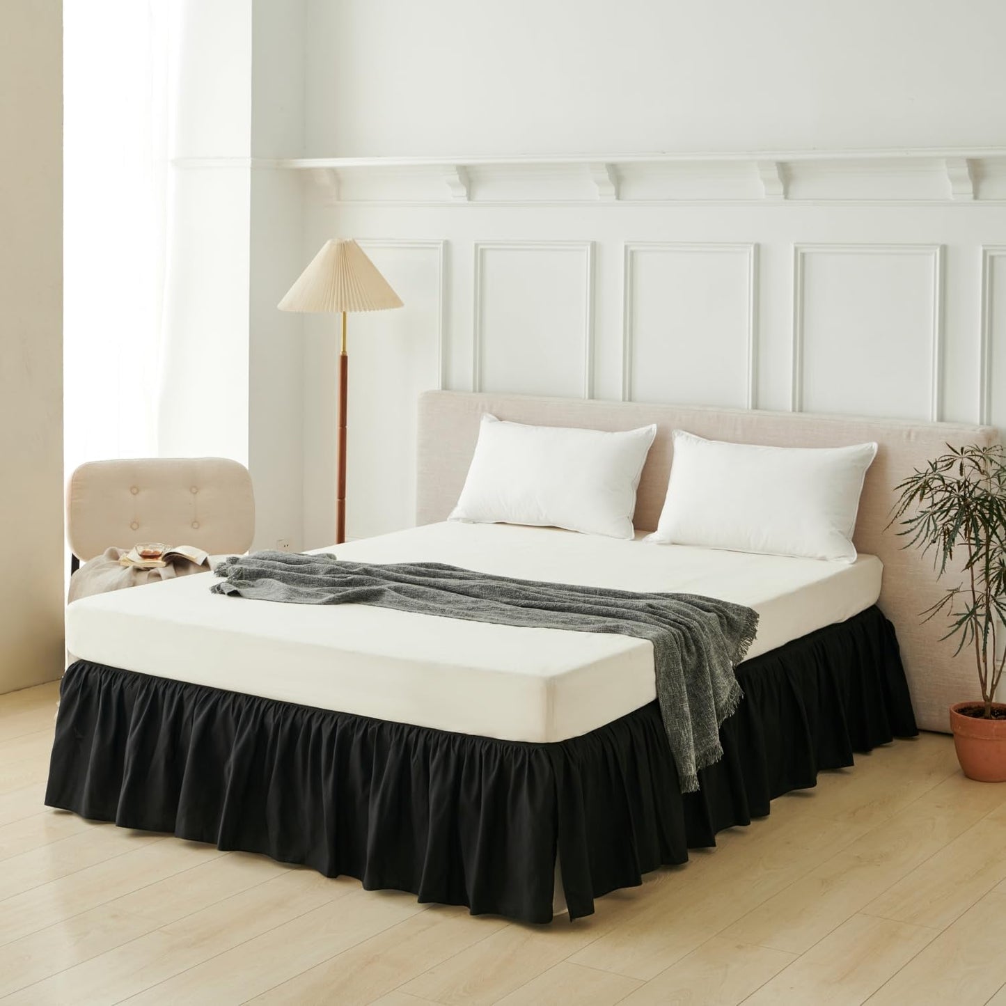 Bed Skirt Queen Size Ruffled Bed Skirt with Split Corners, Queen Bed Skirts 14 Inch Drop with Platform, Black, 14'' Queen