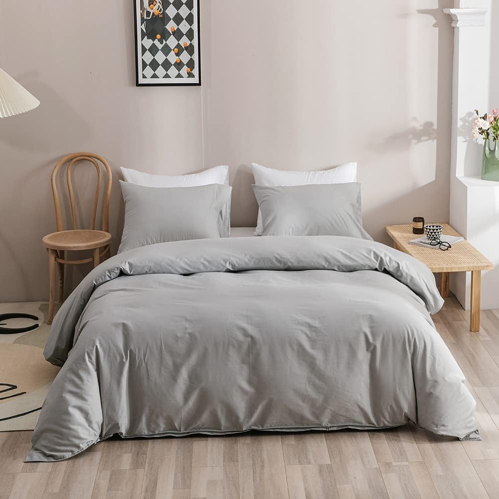 KAREVER Silver Grey Comforter Set Full Bright Gray Beddig Set for Kids Teens Adult Solid Silver Gray Color Bedding Set 3 Pieces with 2 Pollowcases Lightweight Durable Gray Comforter Set