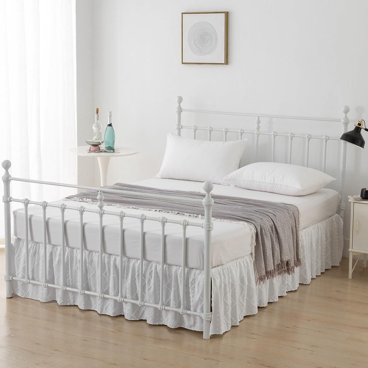 Bed Skirt King Size Ruffled Bed Skirt with Split Corners, 18 Inch Drop Dust Ruffle Bed Skirts with Platform, Boho Tufted Shabby Chic Full Size Bed Skirts, White