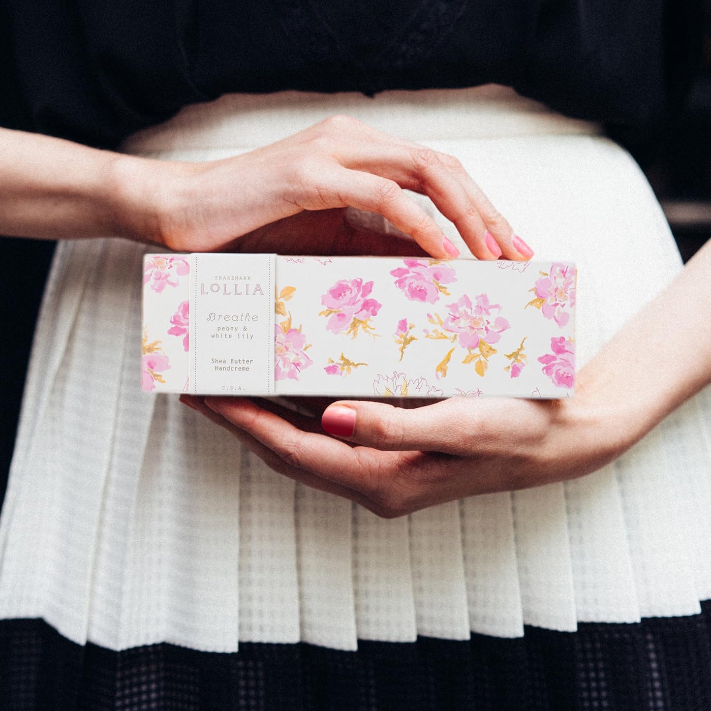LOLLIA Breath Handcreme, 4 oz, Peony & White Lily Scented Hand Cream for Women, Moisturizing Lotion for Dry Hands, Quick Absorbing Shea Butter & Cocoa Butter, Luxury Purse Essentials