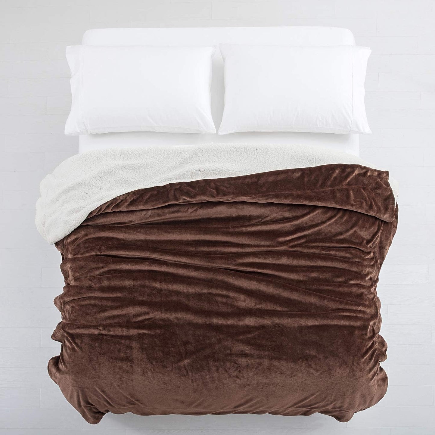 IR Imperial Rooms Coffee Sherpa Fleece Throw Blanket for Bed - Wholesale Bulk Pack of 16 Sherpa Blankets - Soft Fluffy Throw Blankets for Hotels, Guest Bedroom, 50x60 Inches