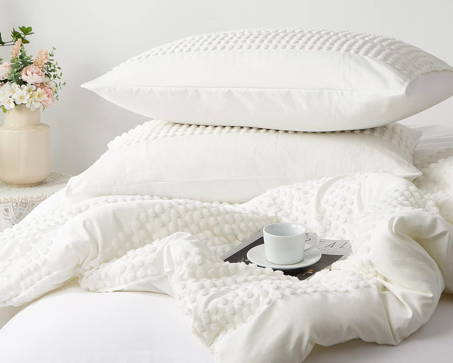 Cupocupa King Size Comforter Set;White Comforter Boho Tufted Lightweight Bedding Sets 3PCS Pom Pom Comforter Soft Jacquard with 2 Pillow Cases for All Season