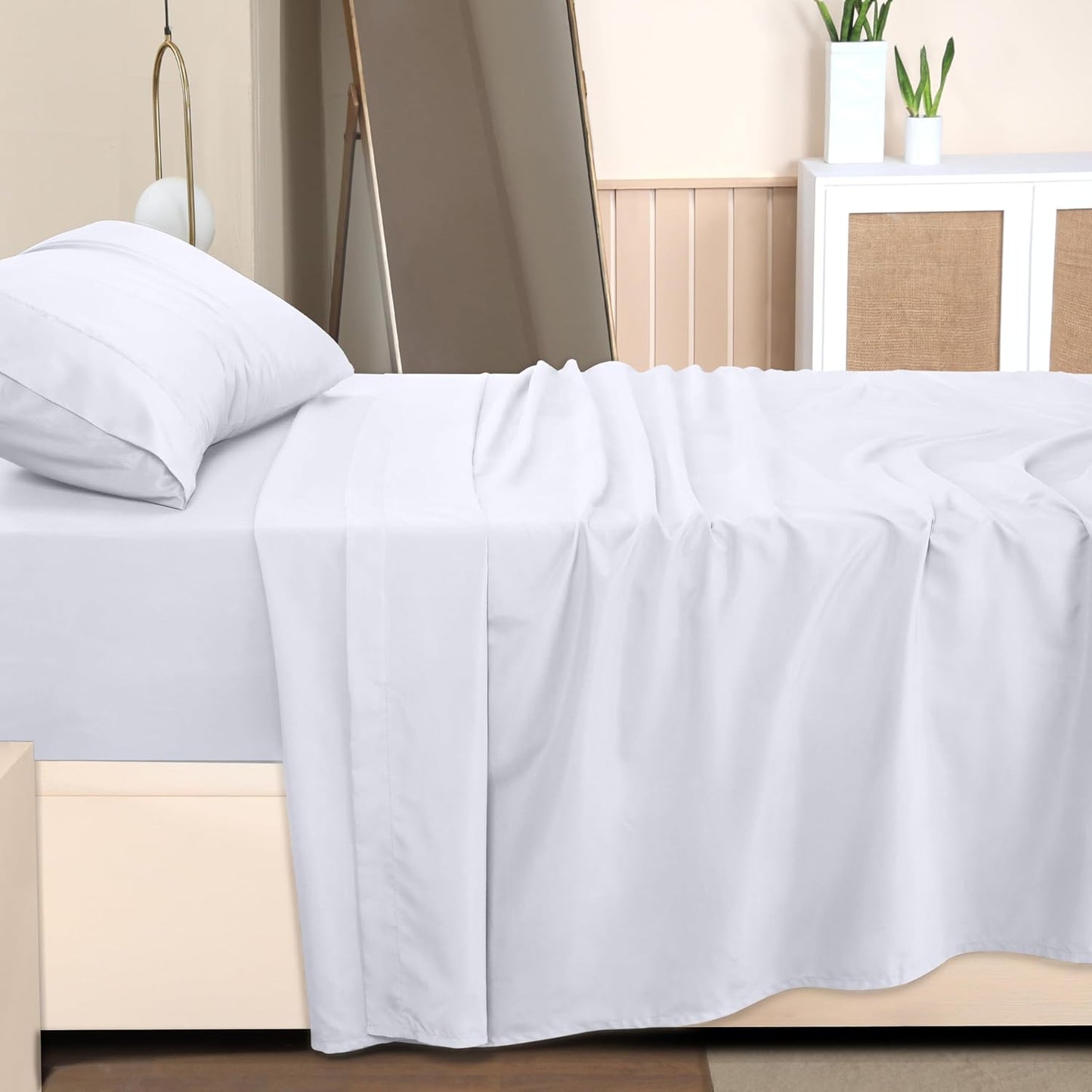 Utopia Bedding Twin Bed Sheets Set - Pack of 10 Sheet Sets - Perfect for Spa, Hotel, & Guest Bedroom - Brushed Microfiber - Shrinkage and Fade Resistant - Easy Care (White)