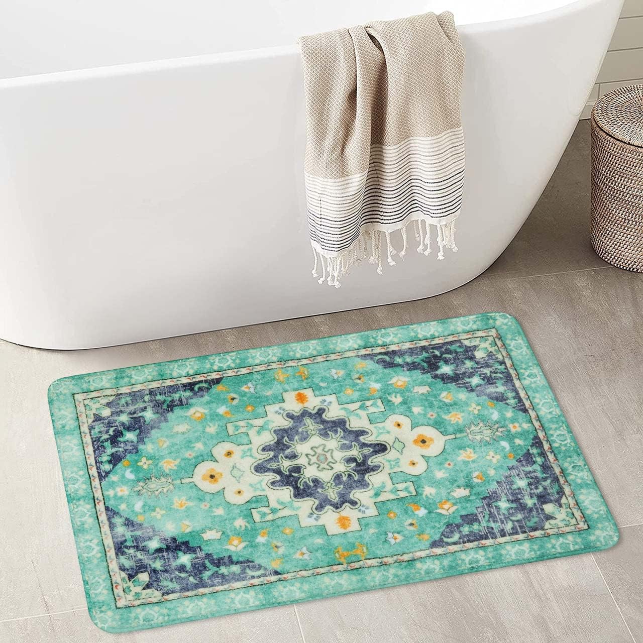 Uphome Boho Vintage Bathroom Rug Green Non-Slip Soft Bath Rug Machine Washable Oriental Bathroom Mat Traditional Farmhouse Floral Floor Mats for Bathtub Shower Entryway, 20x31 inch