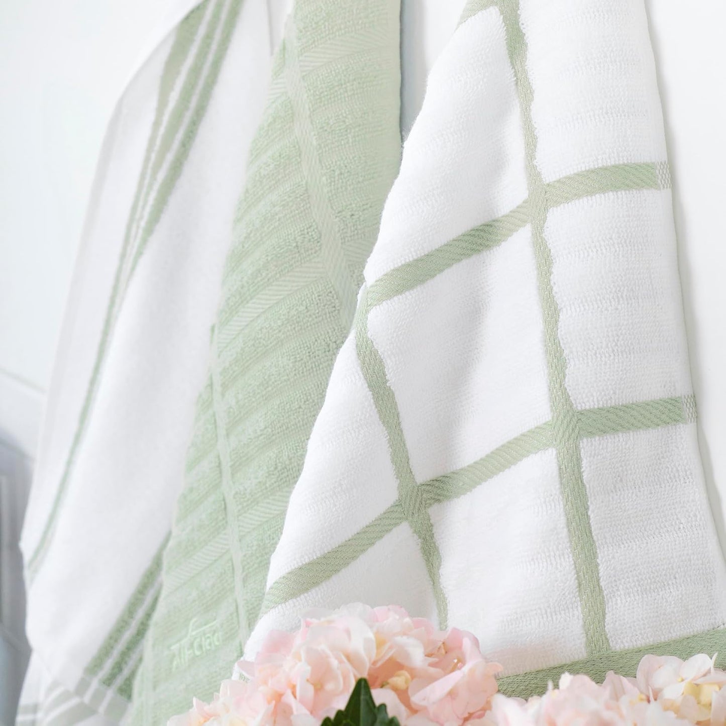 All-Clad Solid & Coordinate Kitchen Towels: Highly Absorbent, Super Soft Long Lasting 100% Cotton, 17" x 30" Tea Towels for Cleaning & Drying Dishes, Pans, Glassware, Countertops, 4-Pack, Fennel