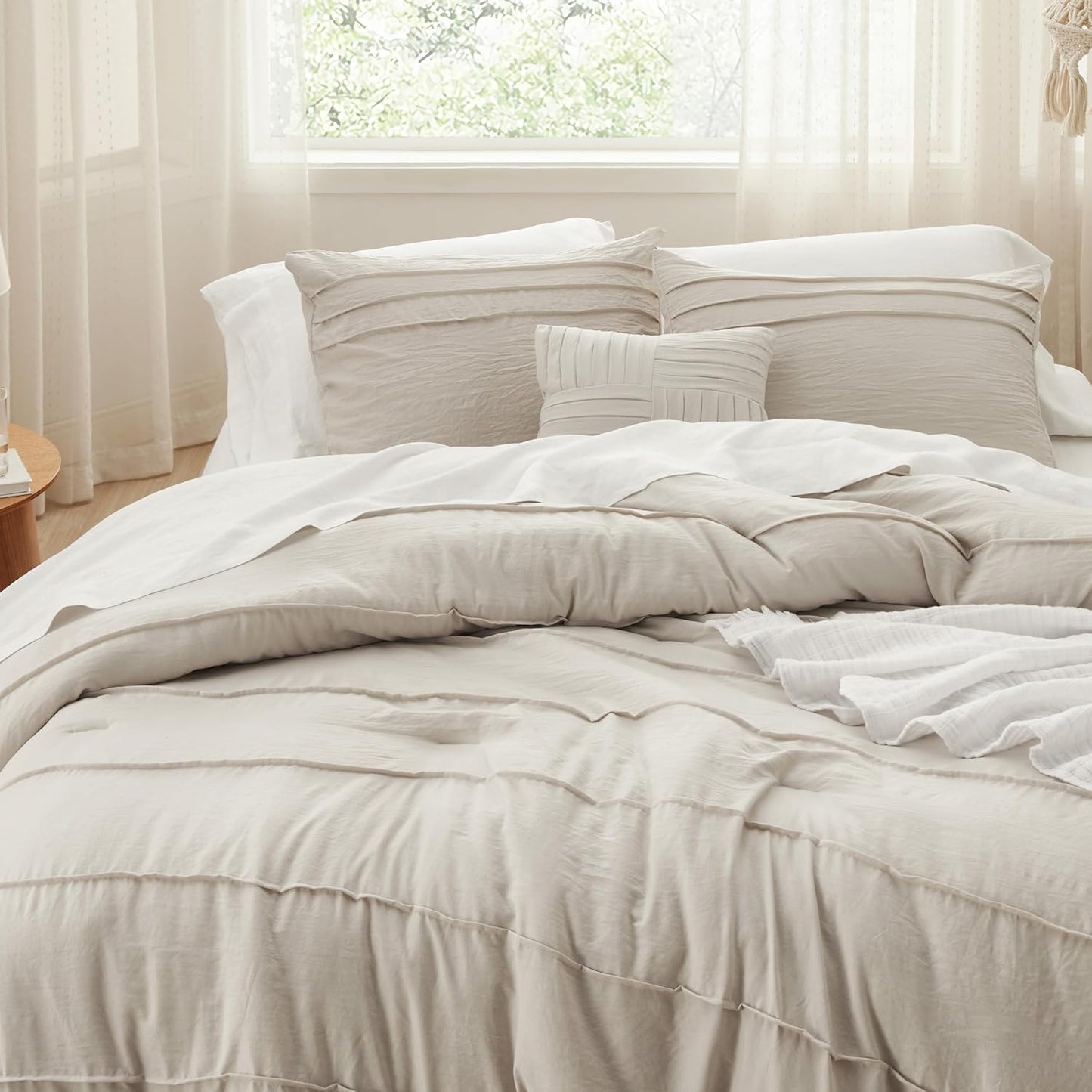 Bedsure Beige Oversized King Size Comforter Set - 4 Pieces Pinch Pleat Bed Set, Down Alternative Bedding Sets for All Season, 1 Comforter, 2 Pillowcases, 1 Decorative Pillow