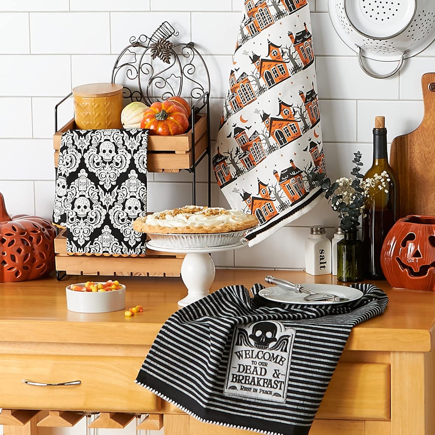 DII Happy Halloween Dishtowel Collection Embellished Cotton Kitchen Hand Towel Set, 18x28, Skull Damask/Haunted House, 3 Count