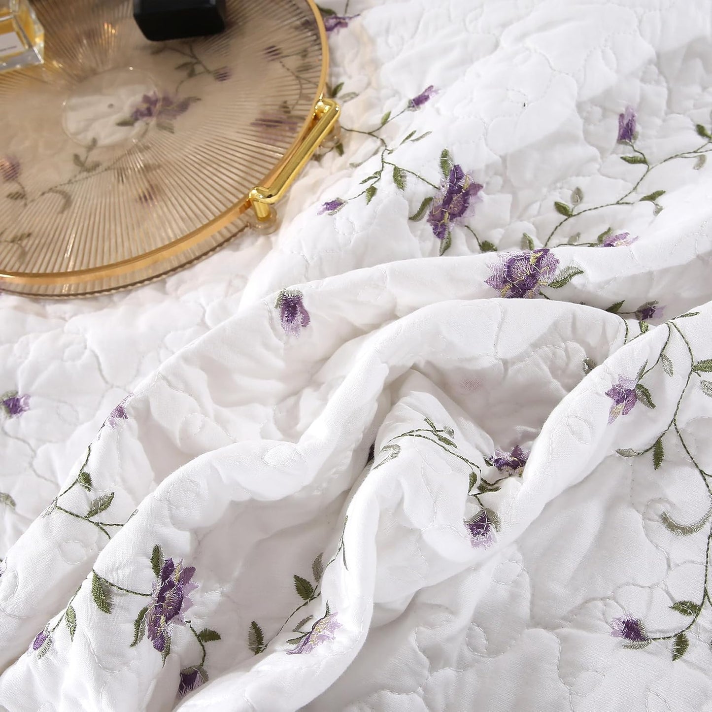Quilt Set Purple Floral 3D Embroidery Pattern 2 PCS 100% Cotton Reversible Quilted Embroidered Decorative Bedspreads Coverlet Set, Lightweight &Soft Twin Size White Bedding Coverlet for All Season
