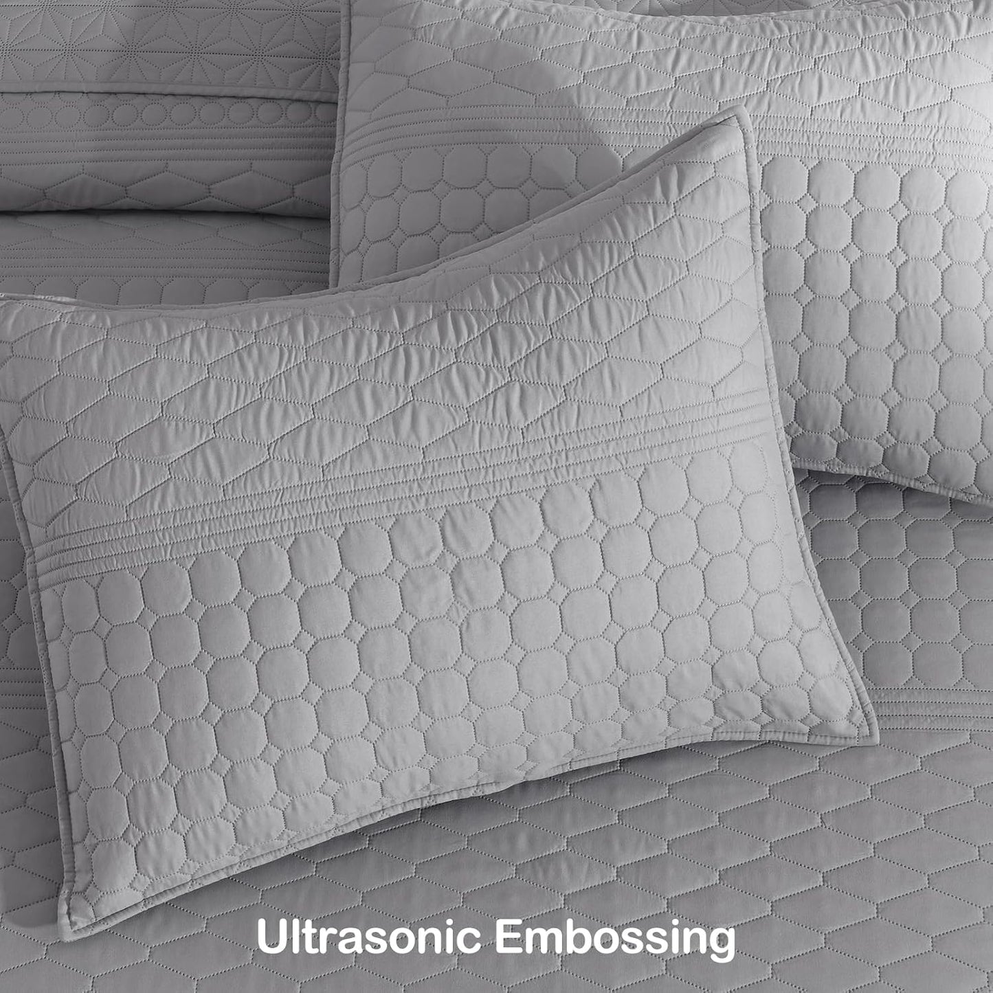 HORIMOTE HOME Grey King Size Quilt Set - Soft Microfiber Bedspread with 2 Shams, Lightweight & All-Season Geometric Coverlet for Cozy Bedding