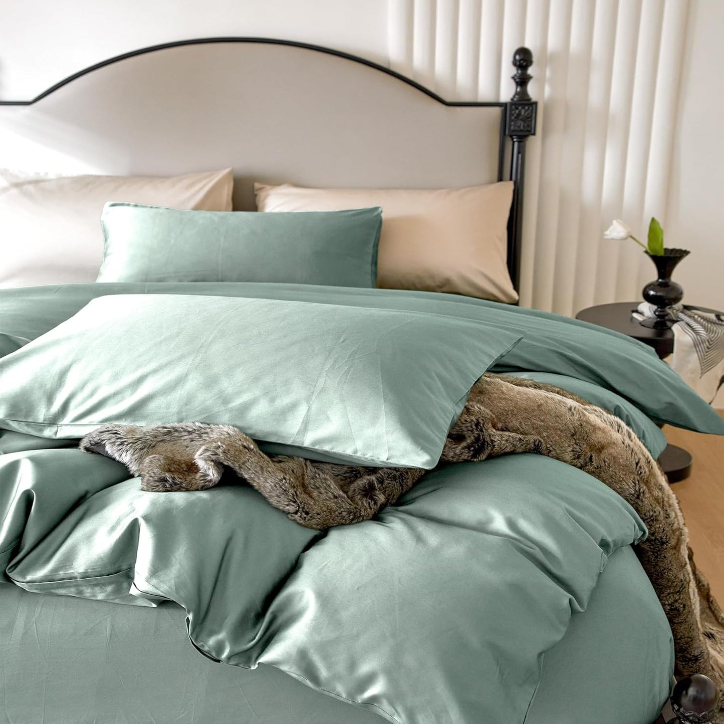 PURE ERA Duvet Cover Set 800 Thread Count Long Staple Cotton Sateen Silky Soft Luxurious Smooth 3 Piece Set Sage Green Cal King
