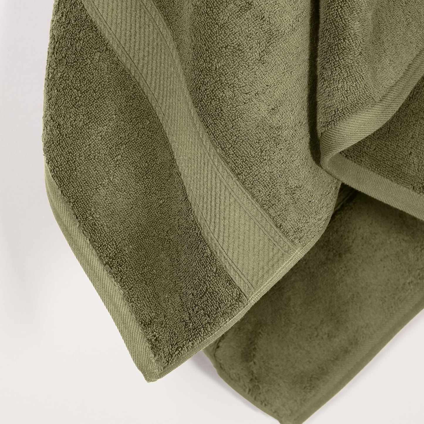 Superior Egyptian Cotton Pile Bath Towel Set of 2, Ultra Soft Luxury Towels, Thick Plush Essentials, Absorbent Heavyweight, Guest Bath, Hotel, Spa, Home Bathroom, Shower Basics, Forest Green
