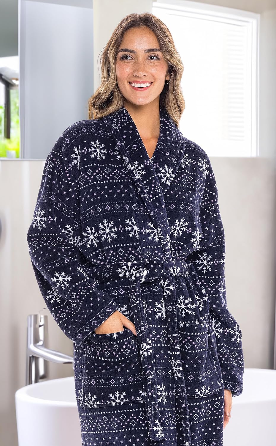 Alexander Del Rossa Plush Robe for Women, Long Fleece Winter Bath Robe, Plus Size