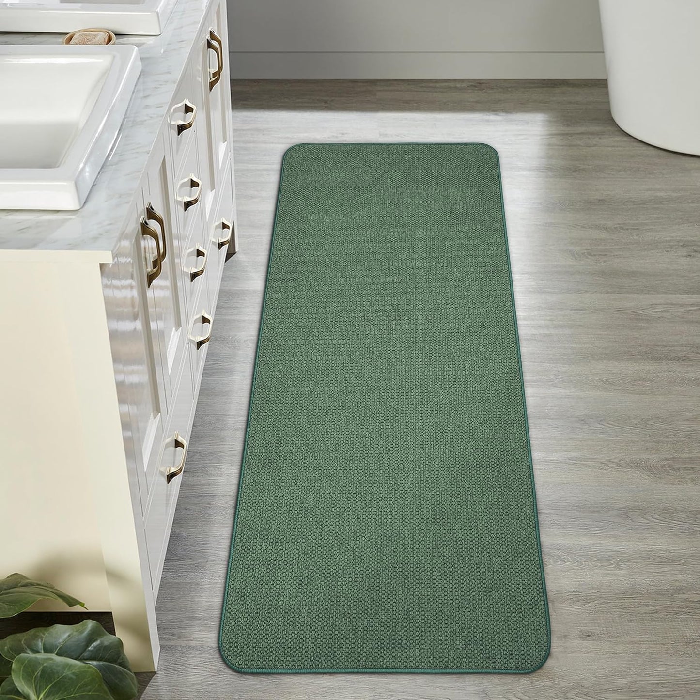Bath Mat,Ultra Thin Bathroom Runner Rugs,Large Bath Mats for Bathroom,Quick Dry,Non-Slip,Machine Washable,Low Pile,Bath Rug,Shower Outside,Sink,Home Decor Accessories.Green,2'x5'(24x60inch)