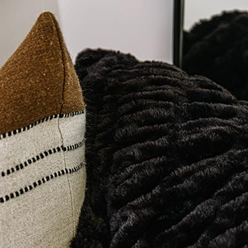 Minky Designs Jaguar Black Minky Blanket – Ultra Soft Faux Fur Throw Blanket for Couch, Bed & Home – Fluffy, Warm & Luxurious – Chic Collection (Large, 60x72)