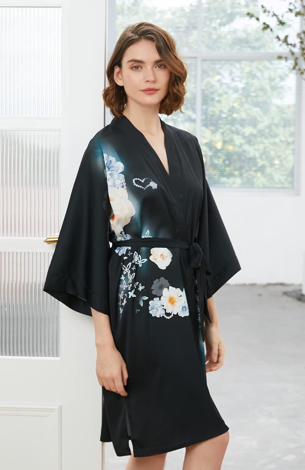 Ledamon Women's Kimono Short Robe - Classic Floral Bathrobe Nightgown