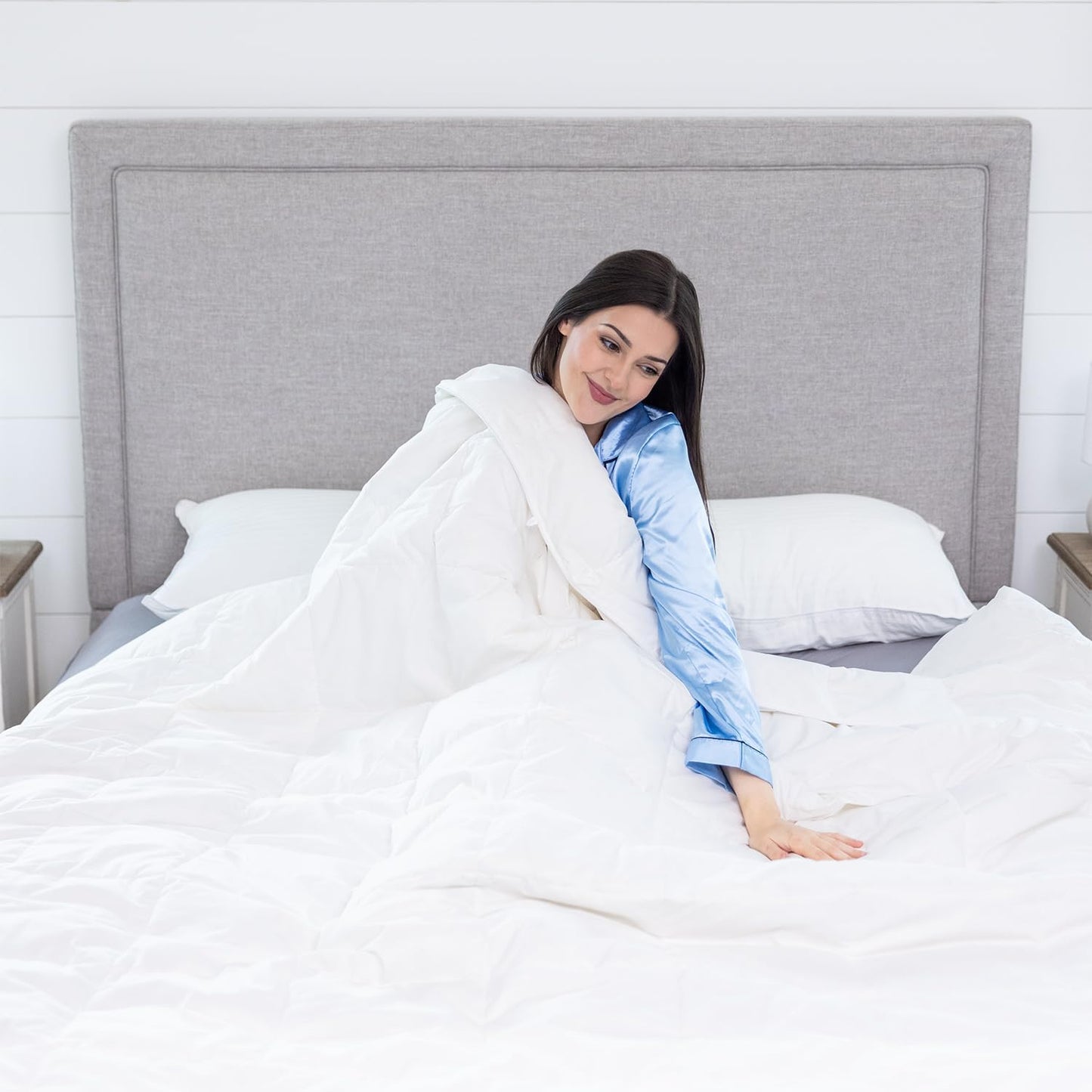 Globon White Summer Down Comforter/Blanket Queen Size, Lightweight Duvet Insert for Hot Sleepers, Noiseless & Extra Soft Shell,14OZ,750 Fill Power, with Ties, Solid White