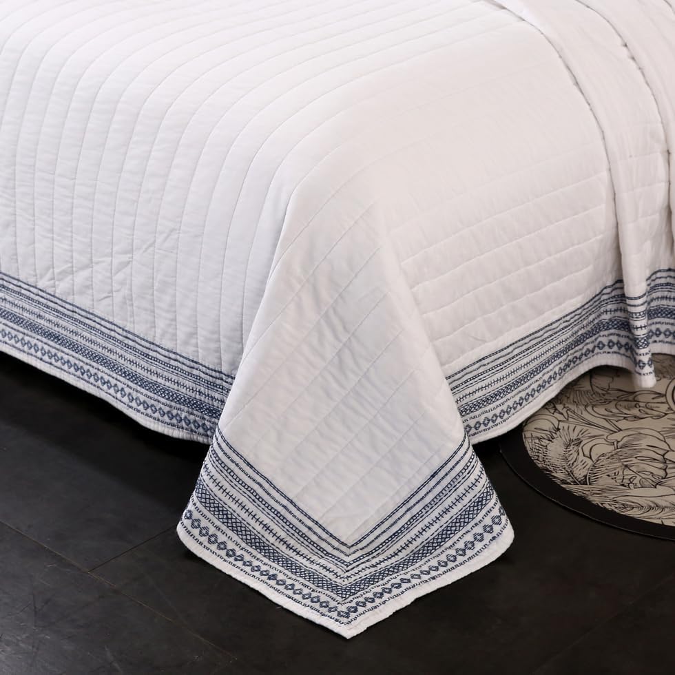 Quilt Set Floral Leaves 3D Embroidery Pattern 3 PCS Cotton Reversible Quilted Embroidered Decorative Bedspreads Coverlet Set, Lightweight &Soft Queen Size Beige Bedding Coverlet for All Season