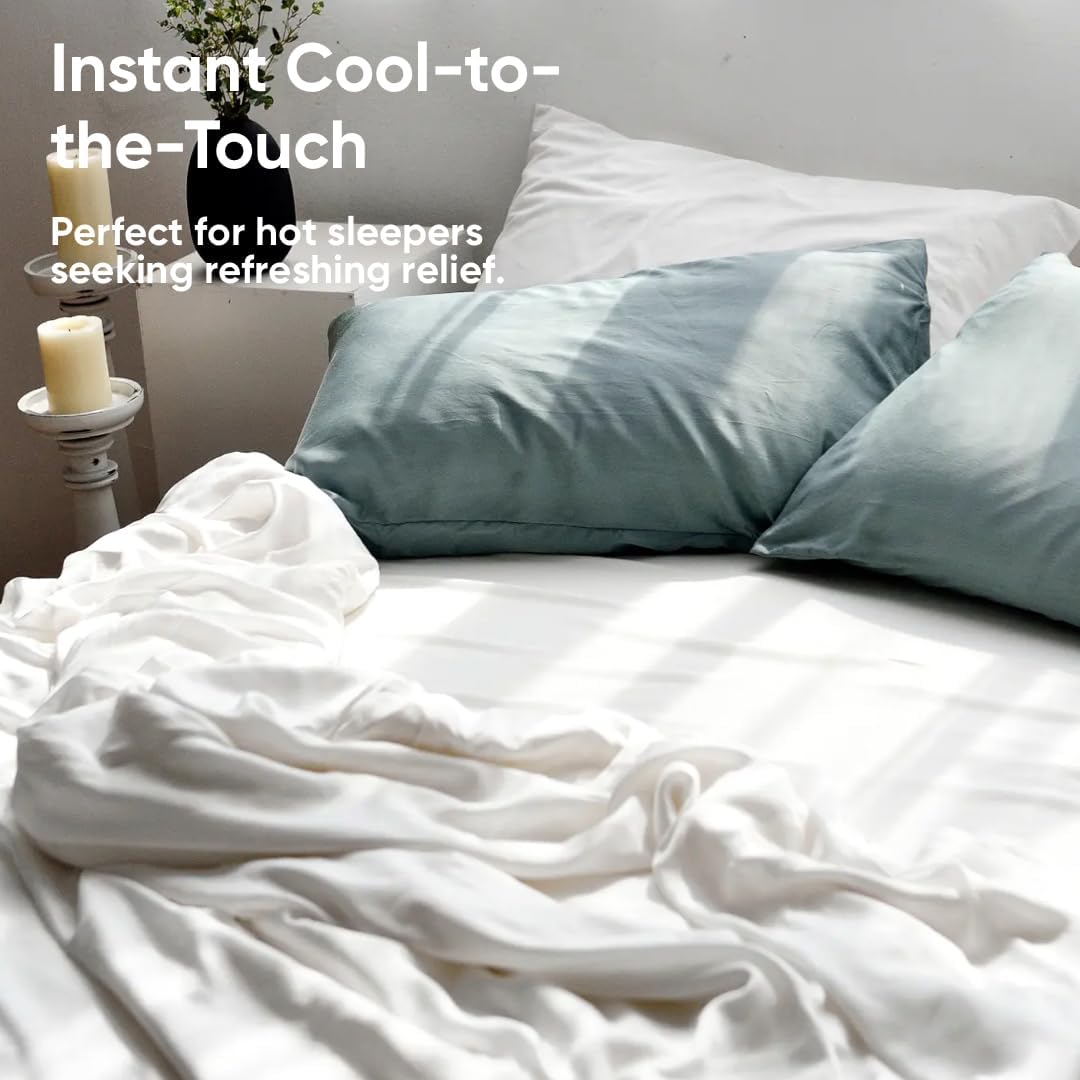 Vesta Washable Silk Lightweight Comforter, Cooling Blanket for Hot Sleepers, 100% Long Staple Mulberry Silk, Moisture & Thermal Control for Summer Use (Mirage White, King/Cal King 104'' X 90'')