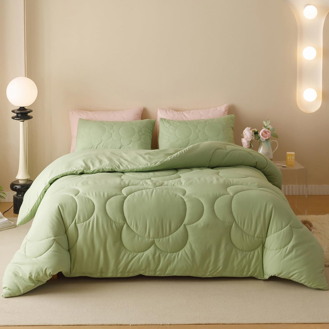 KAREVER Sage Flower Comforter Queen Green Sunflower Print Bed Queen Comforter Set 3 Pieces Green Floral Comforter Set for Women Girls Bedroom Decor All Season Hotel Quality Comforter Set