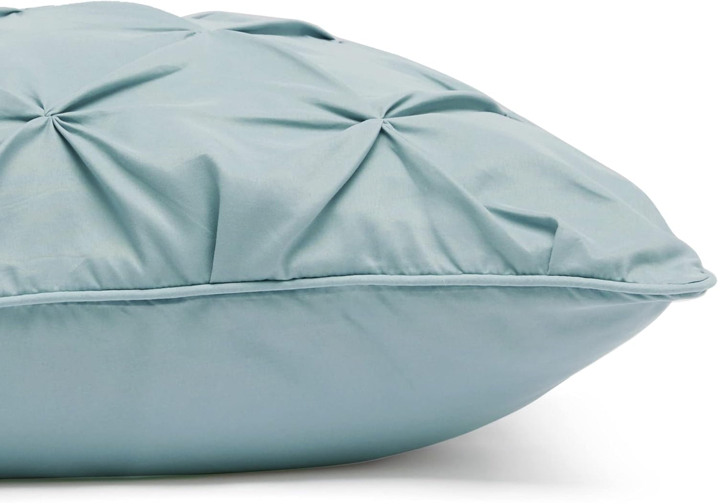 Amazon Basics Soft, Lightweight Queen Size Comforter Sets, All-Season Down-Alternative 3-Piece Bedding Set, Pinch Pleat Design, Full/Queen Size, Spa Blue