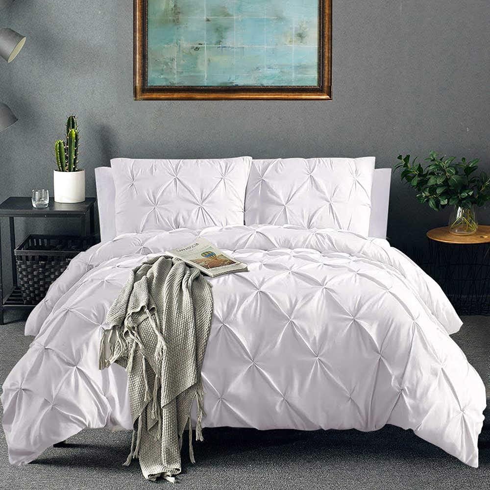 Pinch Pleated Duvet Cover Set 100% Brushed Microfiber 3PC Super King Size 98x108 Duvet Cover Set, Decorative Pinch Design White Duvet Cover with Matching Pillow Case
