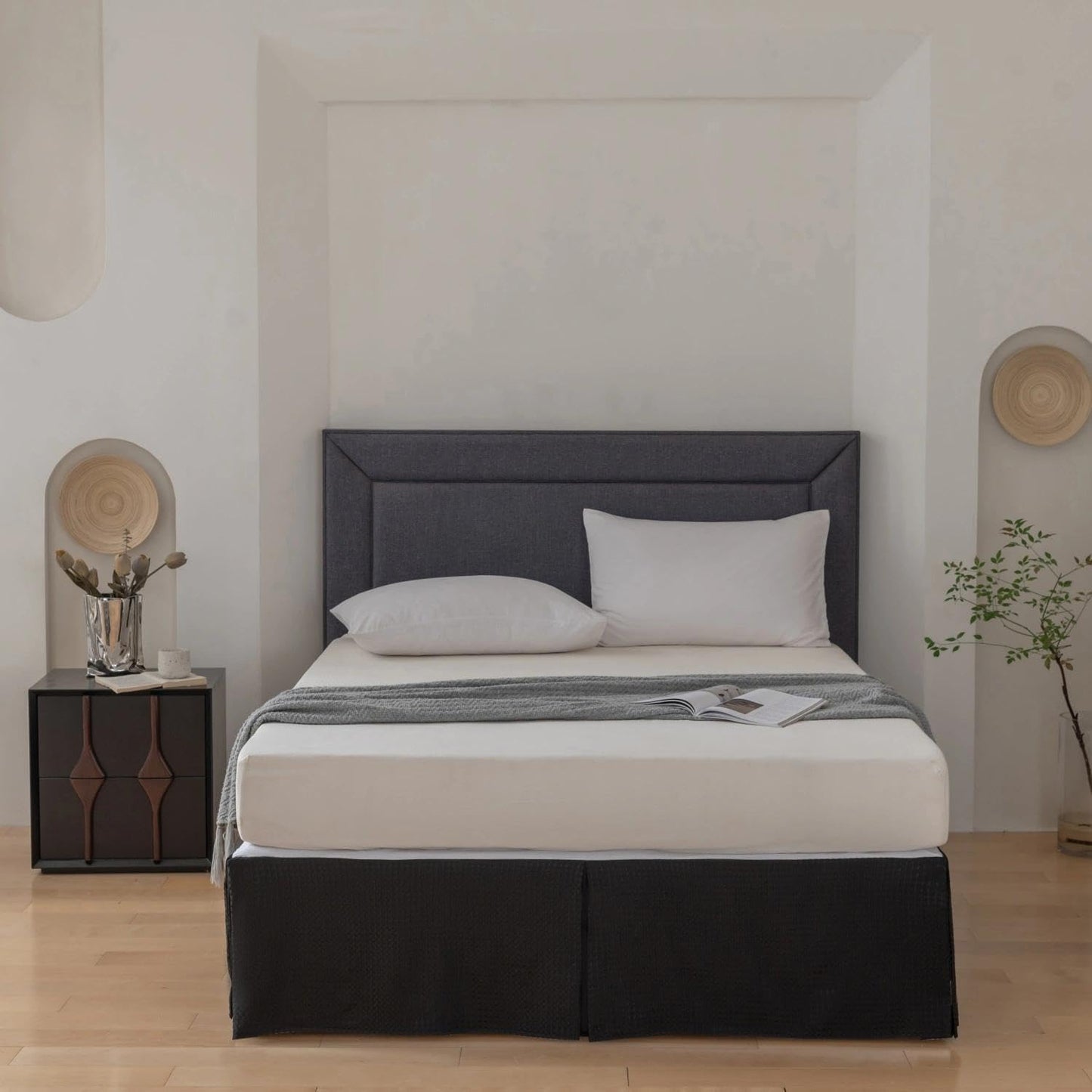 King Bed Skirt, Wrap Around Bed Skirt with Pleated Corner, 18 Inch Drop Pleated Waffle Weave Bedskirts, Anti-Slip, Microfiber, Black, 18'' King
