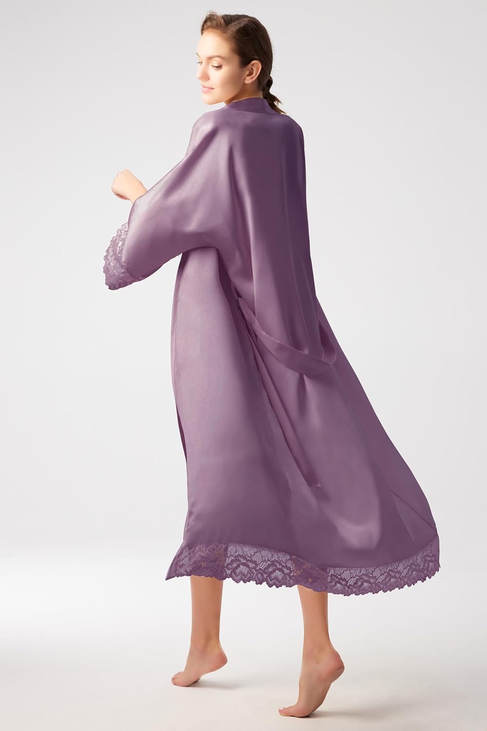 BABEYOND Satin Kimono Robe Silky Long Bridesmaid Wedding Lightweight Bath Robe with Lace Trim