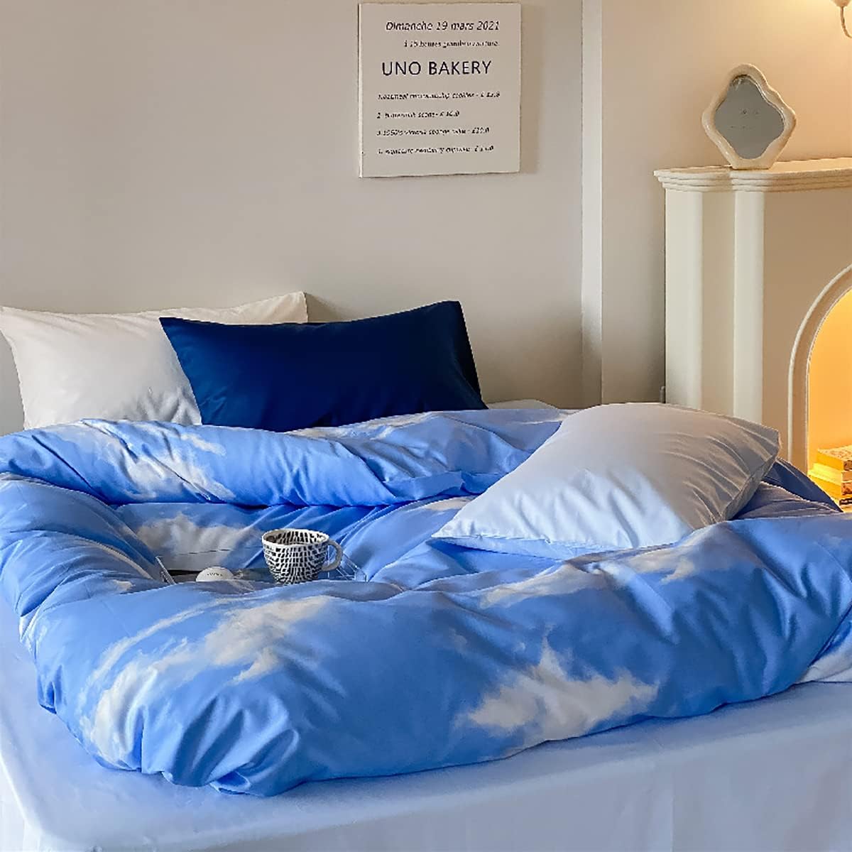 KAREVER Blue Cloud Comforter Set Queen Size Sky Theme Bedding Women 3 Pieces Soft Light Blue Queen Bed Blanket Set for All Season as Gift