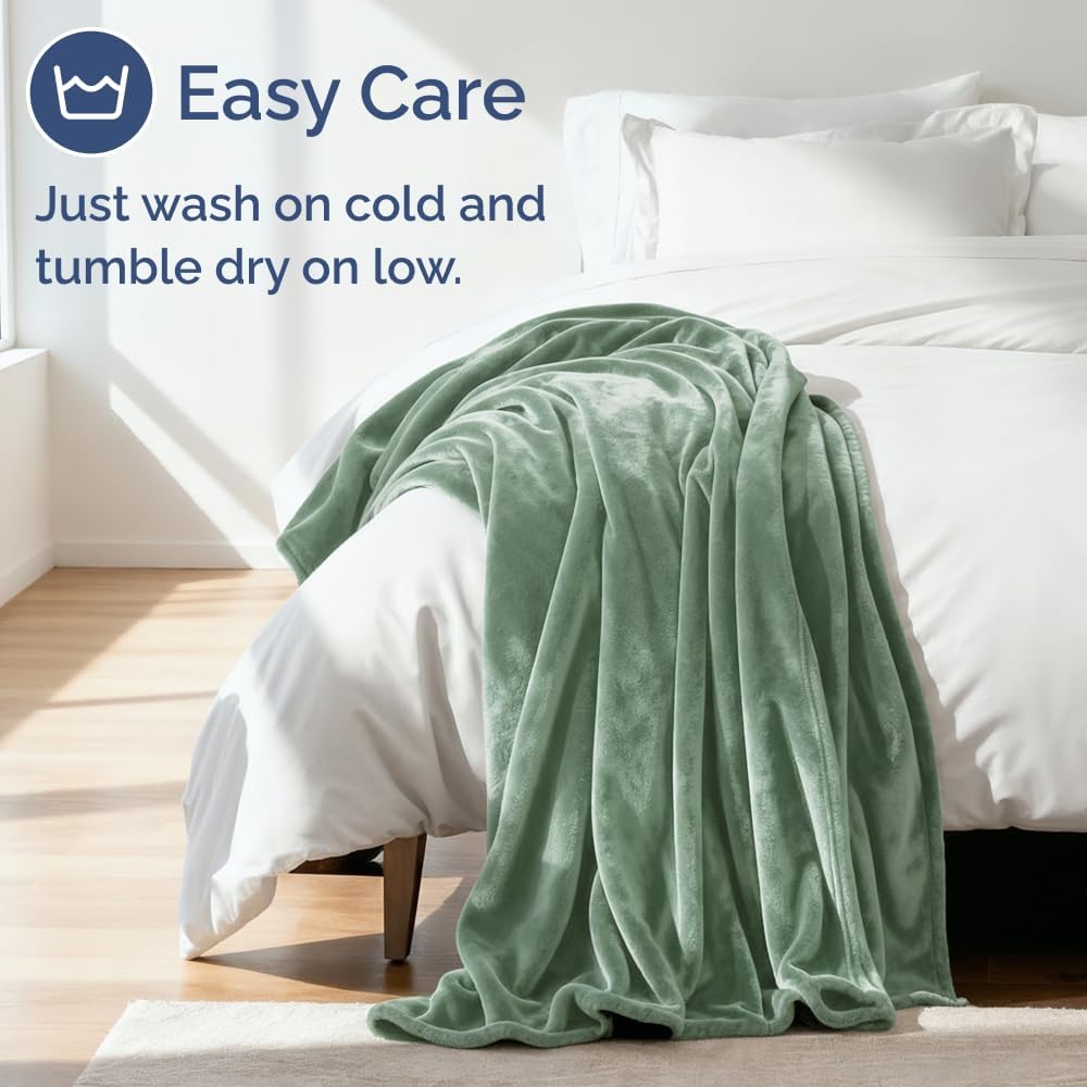 Ultra Soft Fleece Blanket Throw Size - Flannel Fleece Luxury Throw Blanket - Lightweight for Couch Bed Chair - Thick, Warm and Breathable - All Season Cozy Anti-Static Microplush Bedding, Sage Green