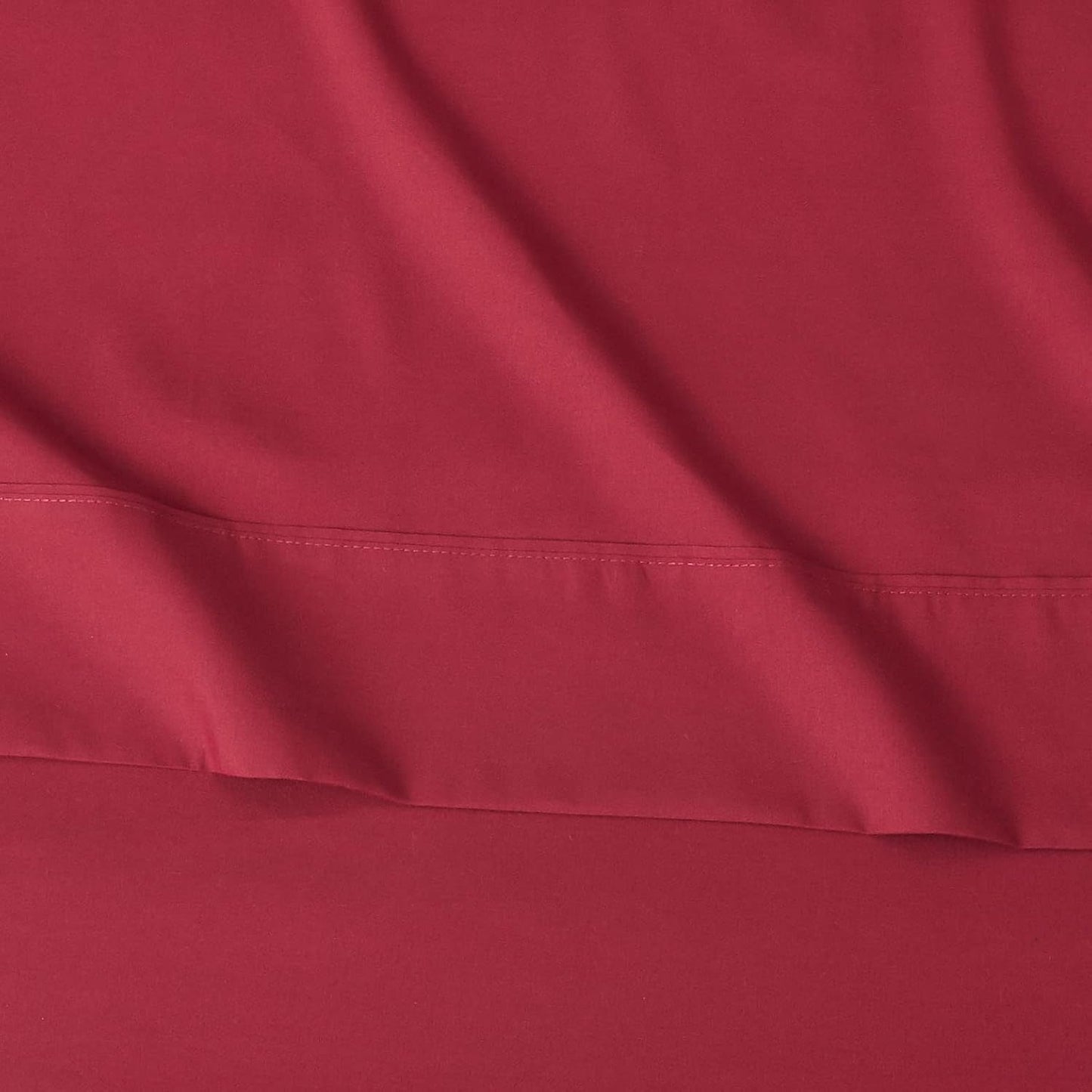 Amazon Basics Lightweight Super Soft Easy Care Microfiber 4-Piece Bed Sheet Set with 14-Inch Deep Pockets, King, Burgundy, Solid