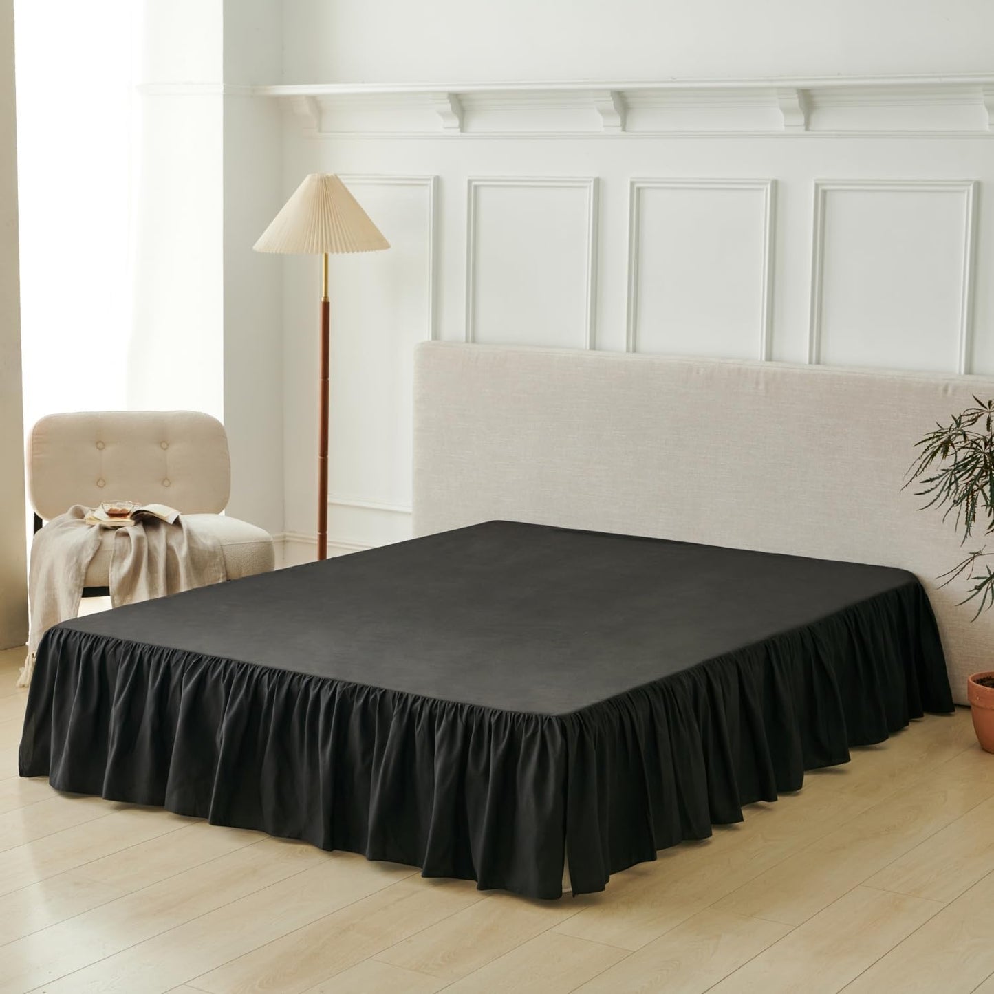 Bed Skirt Queen Size Ruffled Bed Skirt with Split Corners, Queen Bed Skirts 14 Inch Drop with Platform, Black, 14'' Queen