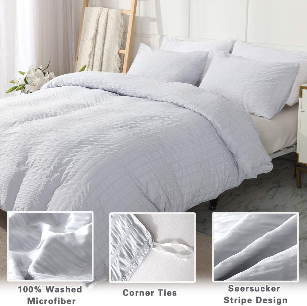 AveLom Light Gray Duvet Cover Cal King(104 x 98 inches), 3 Pieces (1 Duvet Cover, 2 Pillowcases), Seersucker Striped Soft Washed Microfiber, Textured Duvet Cover Set with Zipper Closure, Corner Ties