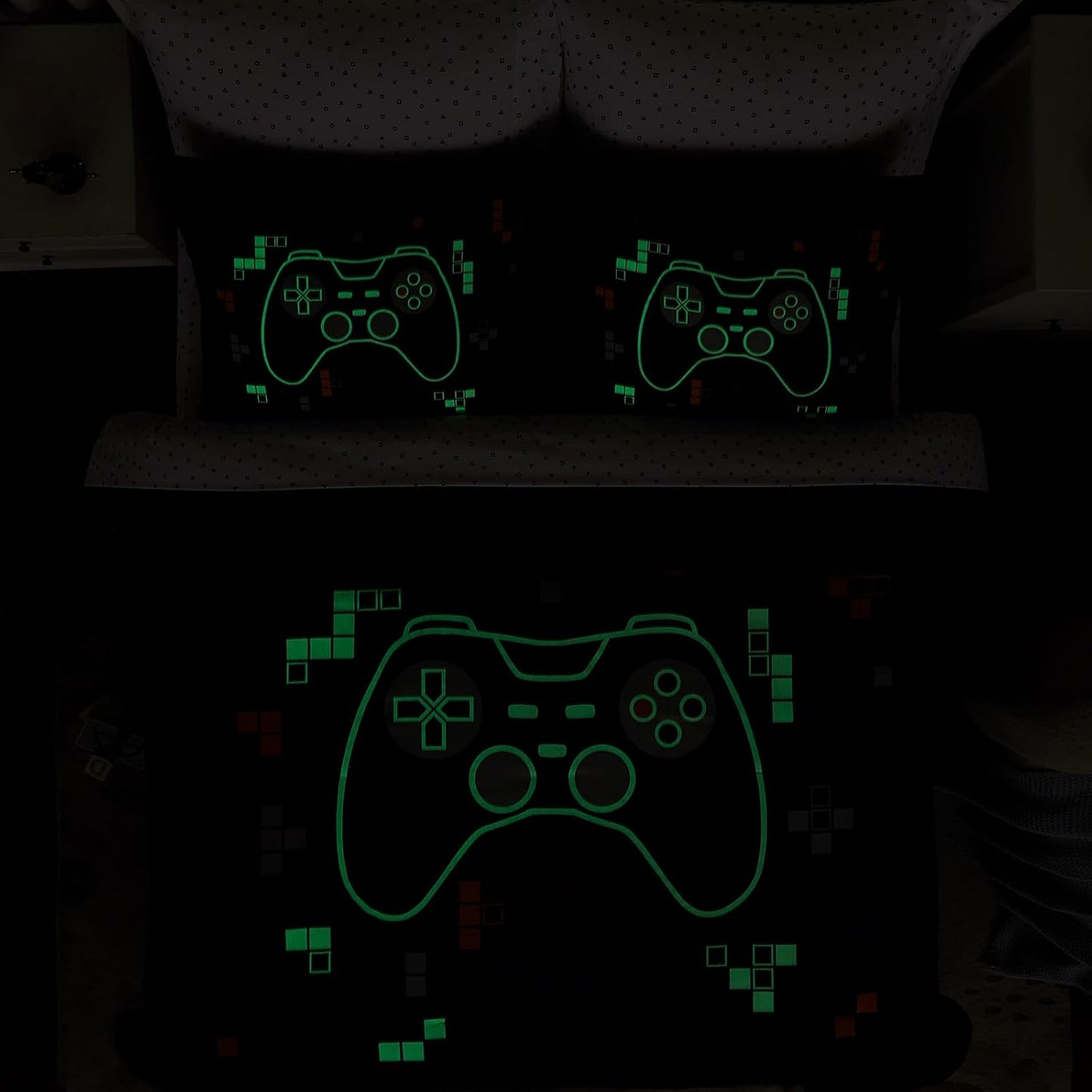 Full Size Comforter Set for Boys-7 Pieces Gamer Glow in The Dark Full Bedding Sets for Kids, Ultra Soft Bed in A Bag with Sheets