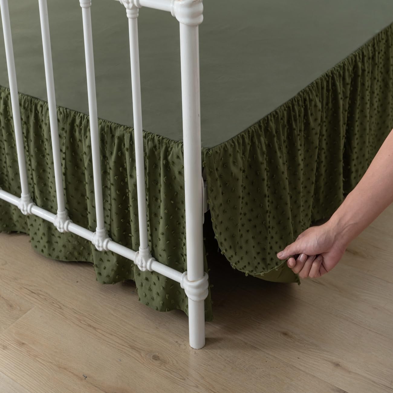 Tufted Dot Bed Skirt Queen Size Ruffled Bed Skirt with Split Corners, 16 Inch Drop Dust Ruffle Bed Skirts with Platform, Olive Green