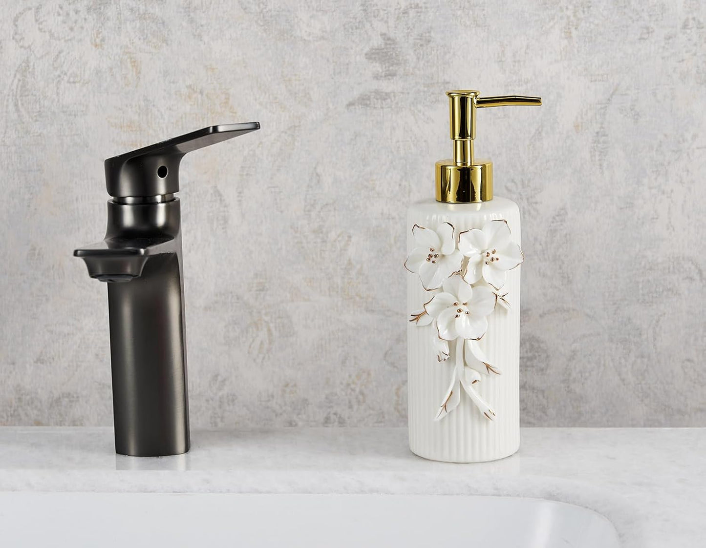 Handmade Ceramic Flower Soap Pump Dispenser Hand Lotion Liquid Dispenser Refillable for Kitchen and Bathroom Decorative (Flower Gold)