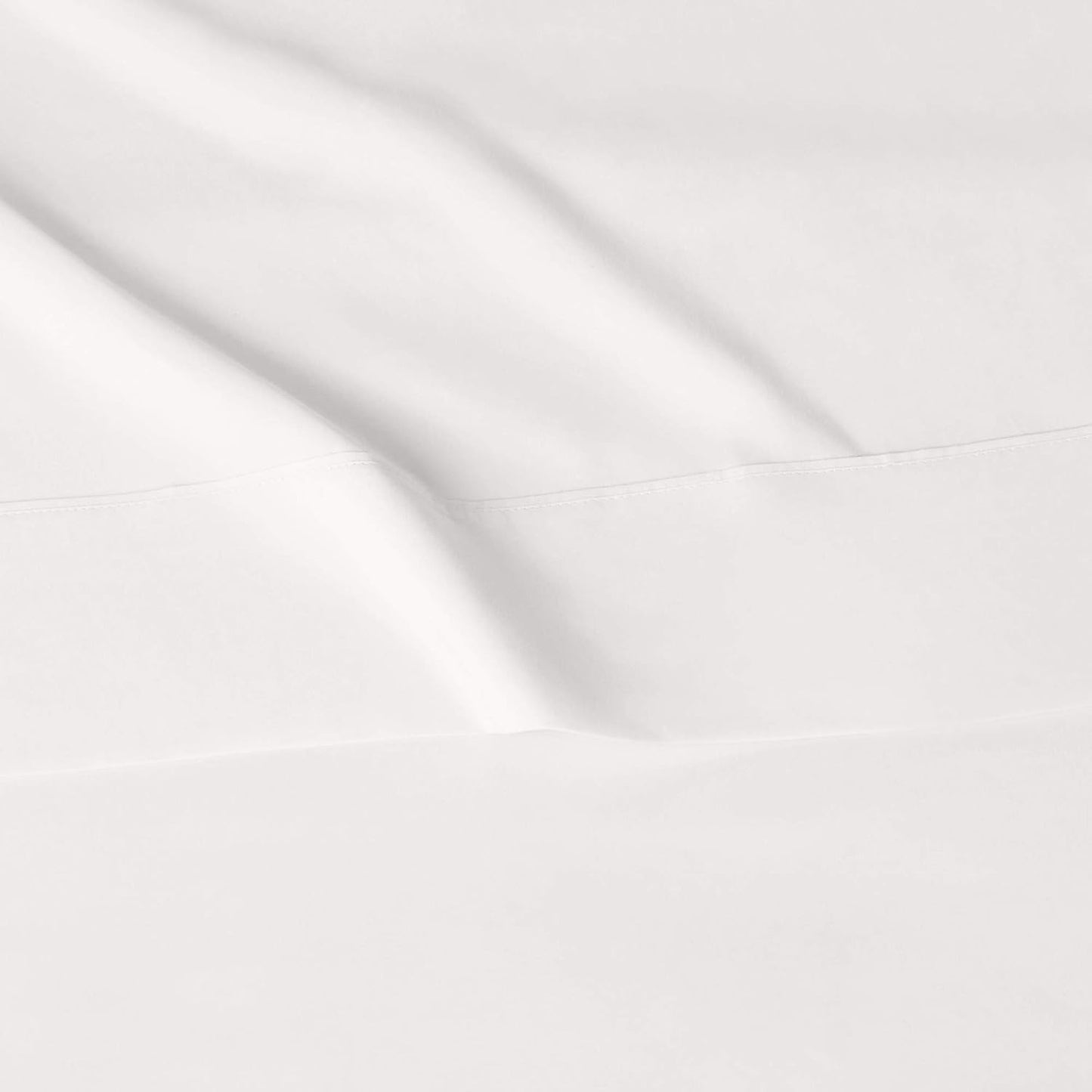 Amazon Basics Lightweight Super Soft Wrinkle Free Breathable Easy Care Microfiber 3 Piece Bed Sheet Set with 14-Inch Deep Pockets, Twin XL, Cream, Solid