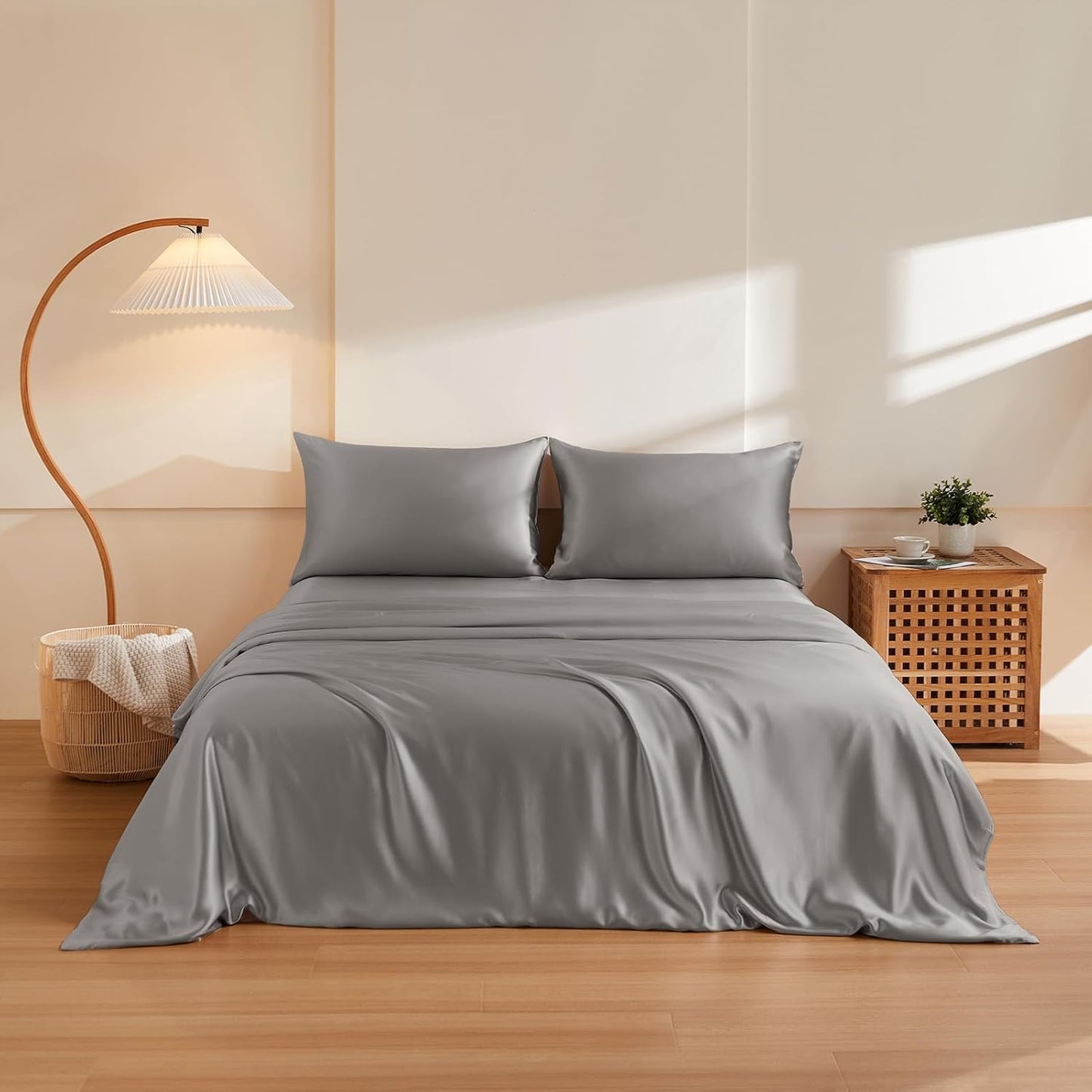 THXSILK 100% Pure Mulberry Silk Duvet Cover Set 3 Piece, 6A+ Grade Luxury Soft Bedding Silk Sheets for Hair and Skin, 1 Pcs Duvet/Quilt/Comforter Cover with 2 Zippered Pillowcases (Grey, Twin)