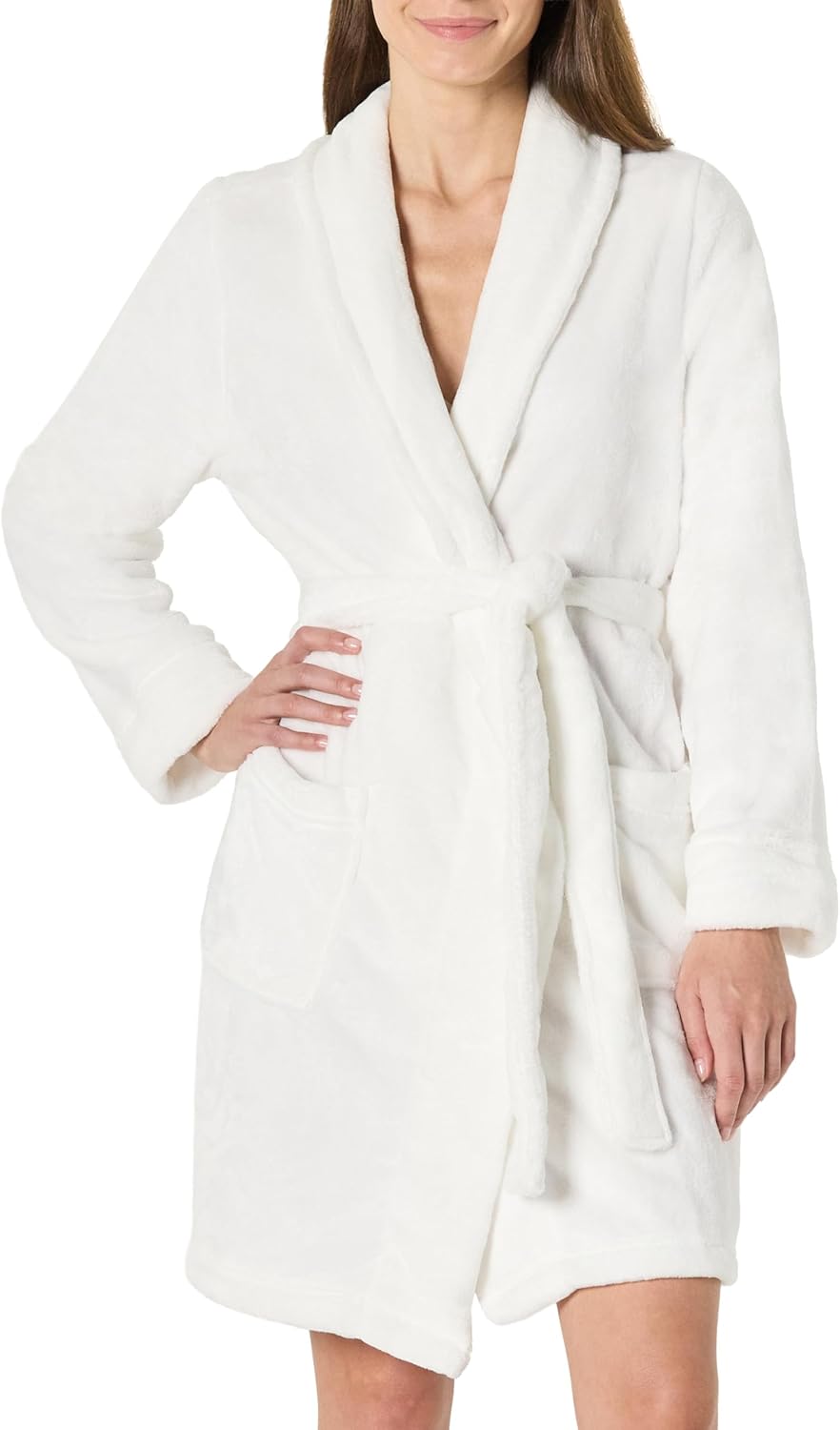Amazon Essentials Women's Mid-Length Plush Robe (Available in Plus Size)