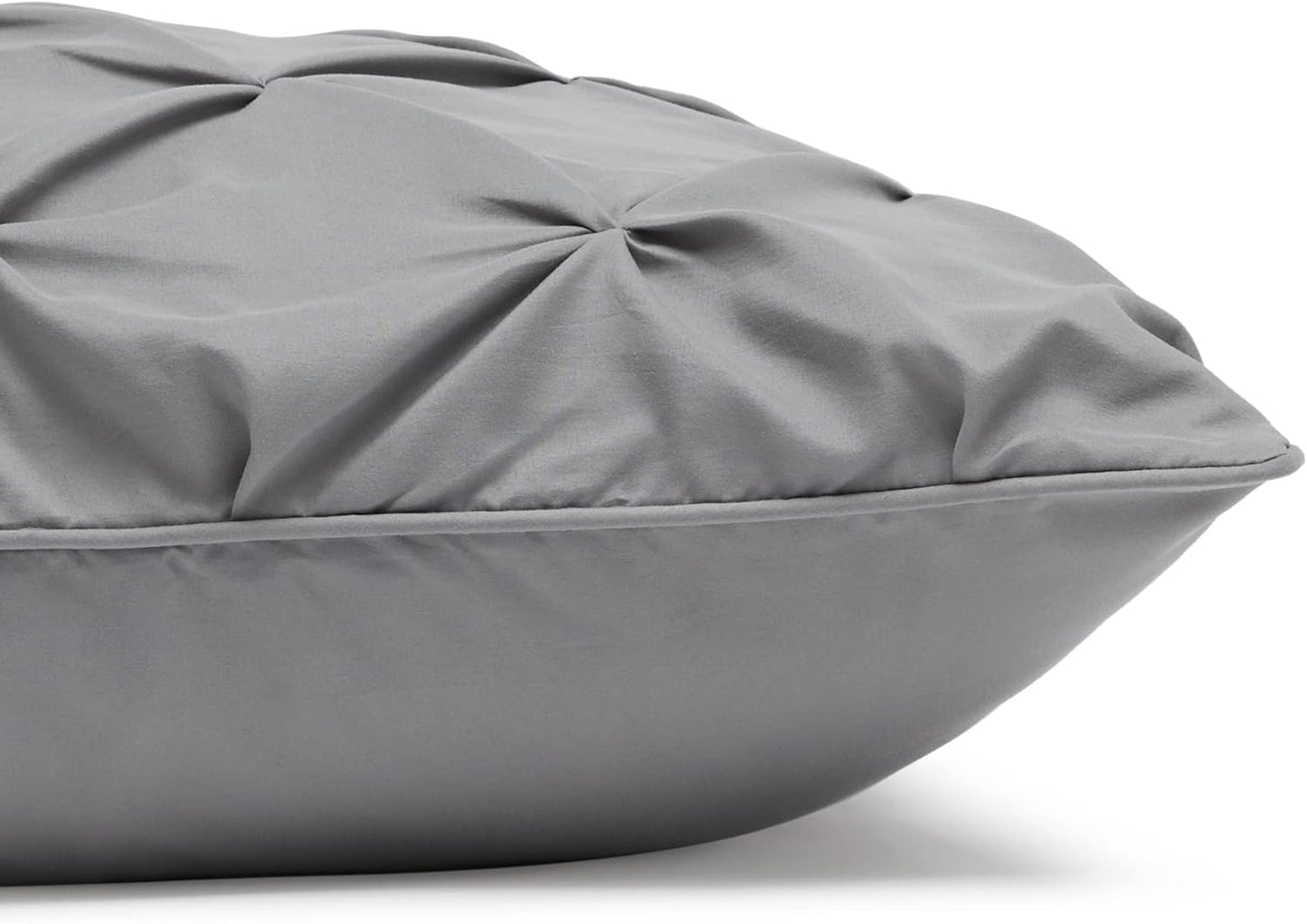 Amazon Basics Soft, Warm Queen Size Comforter Sets, All-Season Down-Alternative 3-Piece Bedding Set, Pinch Pleat Design, Full/Queen Size, Dark Grey