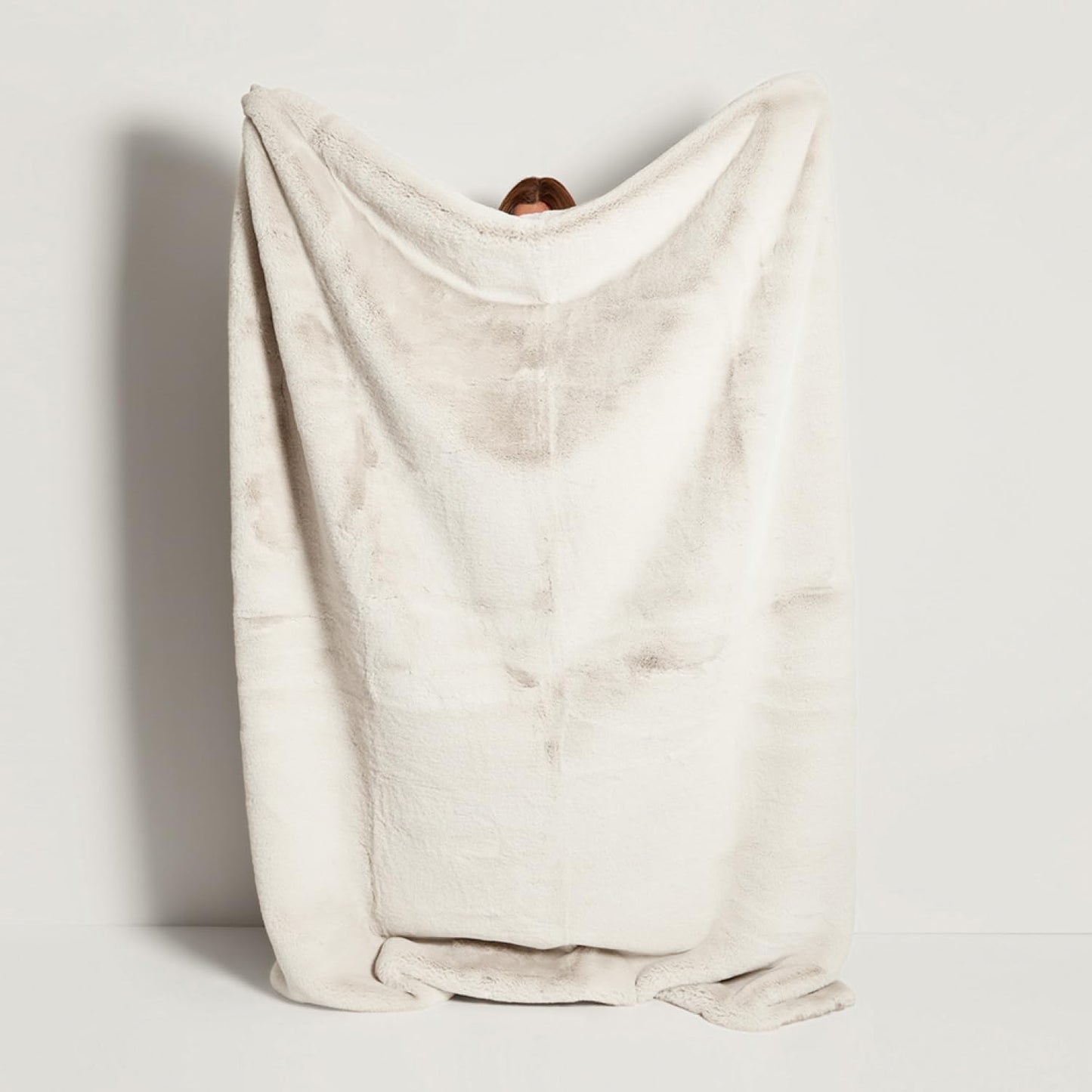 UnHide Marshmallow - Faux Fur Blanket - Heavy Weight, Extra Soft Blanket - Made from Recycled Materials - Machine Washable - Small (50" x 60") - Snow White