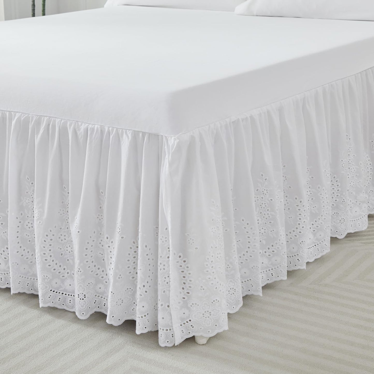 Brandream White Eyelet Bed Skirt Queen Size 100% Cotton Ruffled Dust Ruffle Bed Skirt 18 Inch Drop with Embroidered Floral Design Queen Size Beds