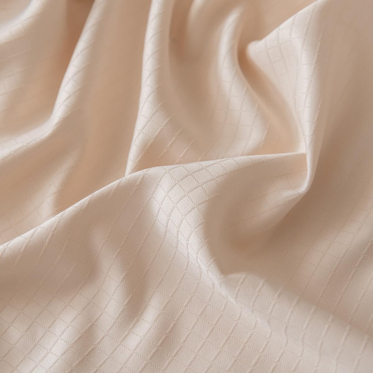 Queen Bed Skirt, Grid Plaid Soft Quadruple Pleated Ruffle Bed Skirt, Tailored Dust Ruffle 12 Inch Drop Easy Fit, Machine Washable (Beige)