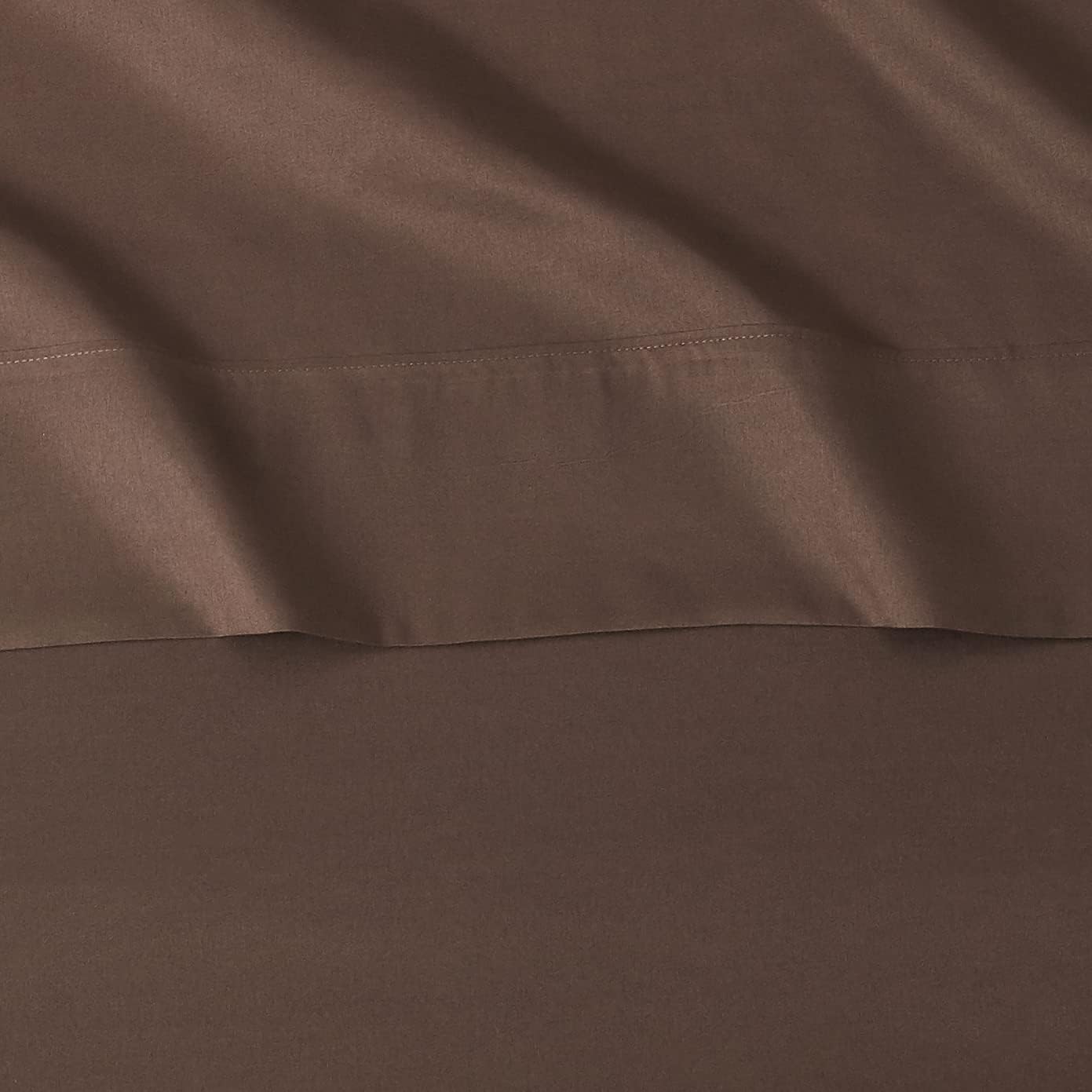 Amazon Basics Lightweight Super Soft Easy Care Microfiber 3-Piece Bed Sheet Set with 14-Inch Deep Pockets, Twin XL, Solid, Chocolate