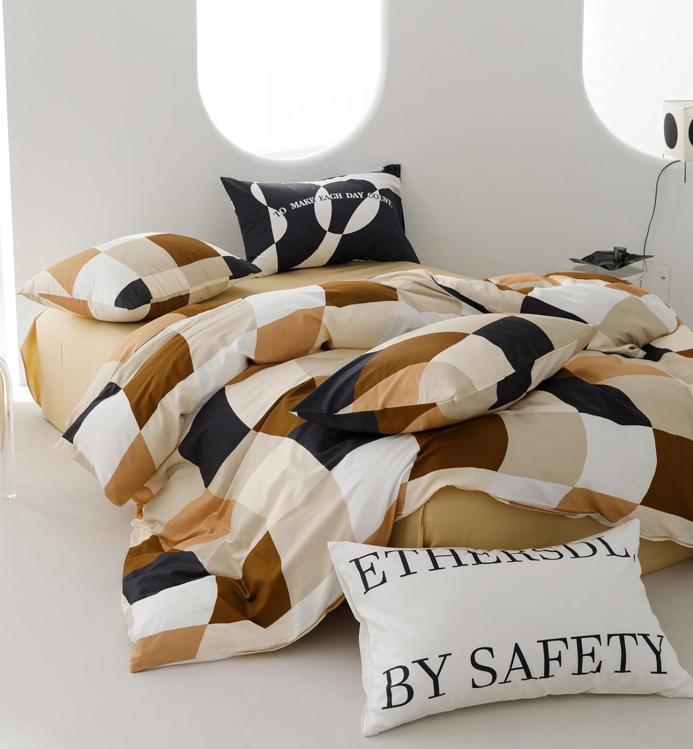 KAREVER Checkerd Comforter Brown Twin Multicolored Grid Bedding Kids Khaki Grid Bed Blanket White Black Plaid Buffalo Girls Twin Bedding Comforter All Season Hotel Quality