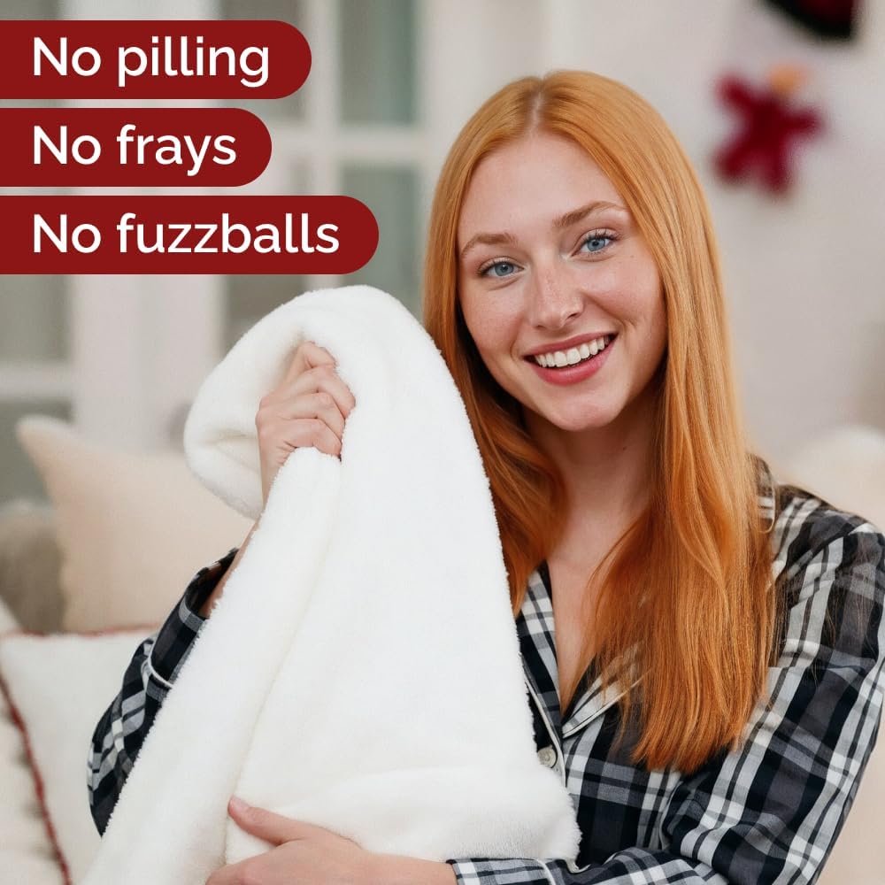 Christmas Sherpa Blanket Throw Size - Reversible Sherpa Fleece Blanket - Super Soft Double Sided Throw for Bed, Sofa, Couch - Thick, Cozy & Plush - Xmas Winter Bedding - Christmas Snowflakes, 50x60