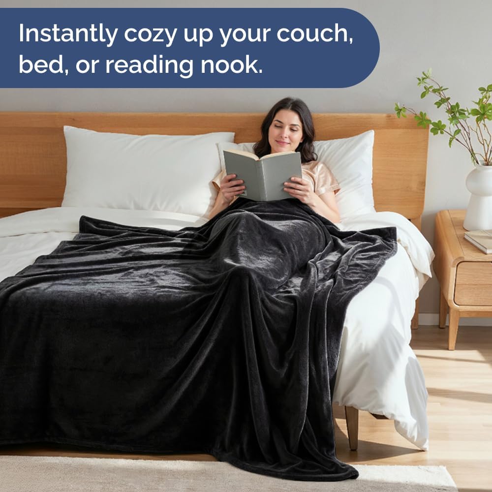 Ultra Soft Fleece Blanket King Size - Flannel Fleece Luxury King Blanket - Lightweight for Couch Bed Chair - Thick, Warm and Breathable - All Season Cozy Fuzzy, Anti-Static Microplush Bedding, Black