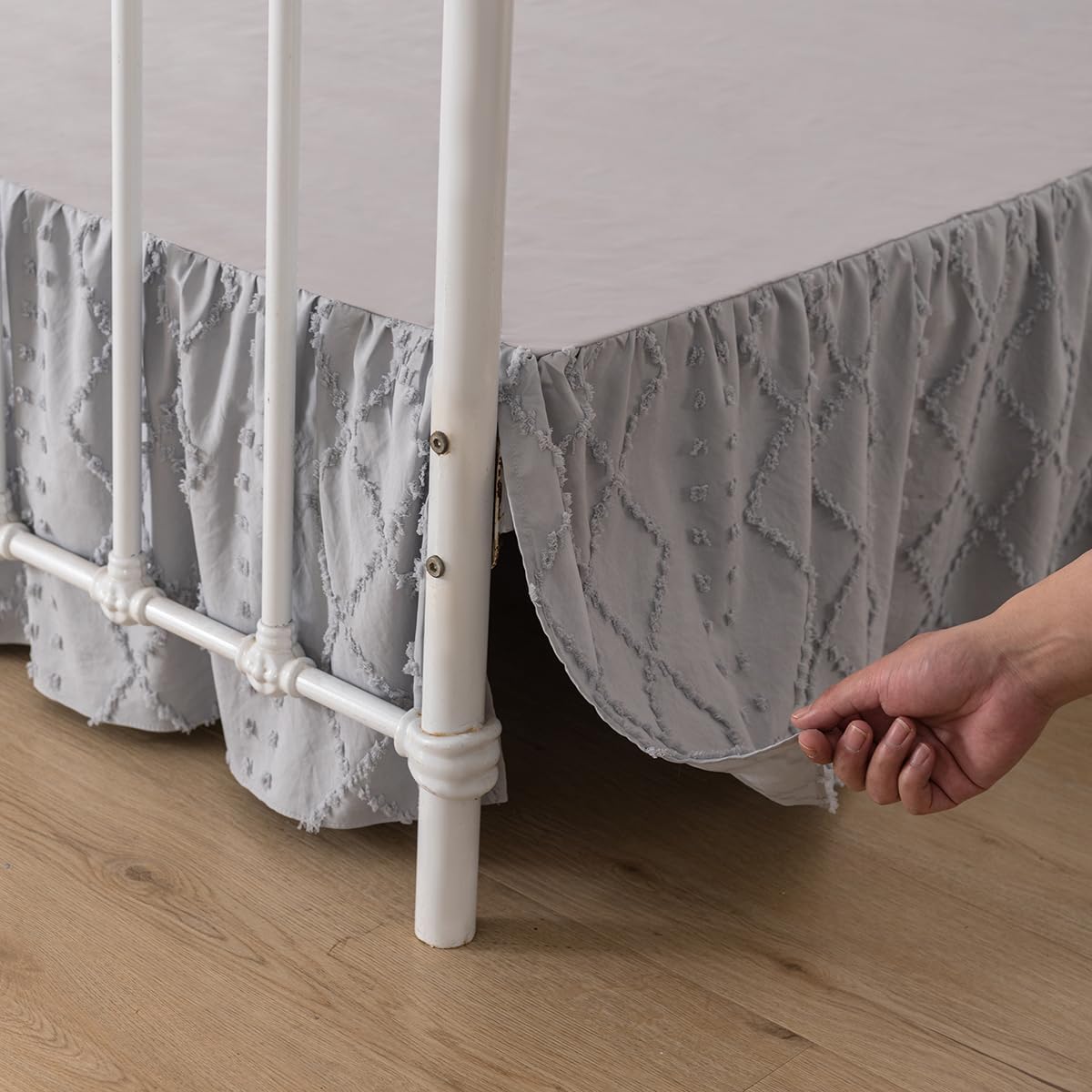 Bed Skirt King Size Ruffled Bed Skirt with Split Corners, 18 Inch Drop Dust Ruffle Bed Skirts with Platform, Boho Tufted Shabby Chic Full Size Bed Skirts, Light Grey