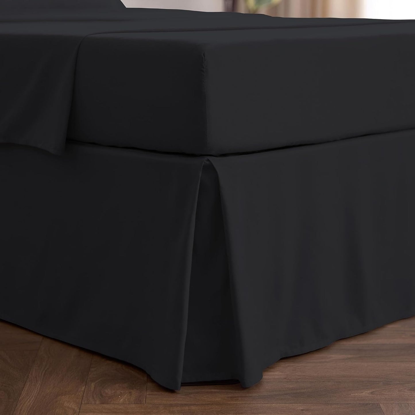 Mellanni Bed Skirt Full Size - Bed Skirting - 15-Inch Tailored Drop Pleated Dust Ruffle - Hotel Luxury Bedding - Wrinkle, Fade, Stain Resistant - 1 Bedskirt (Full, Black)