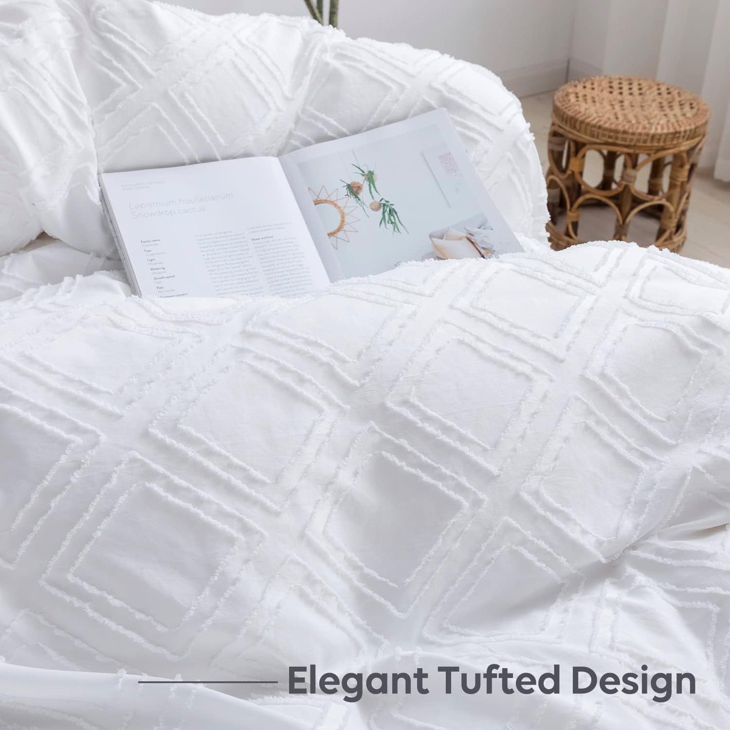 JELLYMONI Duvet Cover Queen Size Bright White - 3PCS Boho Duvet Cover Set Plaid Polyester Tufted Bohemian Jacquard Knit Textured Comforter Cover 90×90in Rhombic Geometric Pattern Zipper Corner Tie